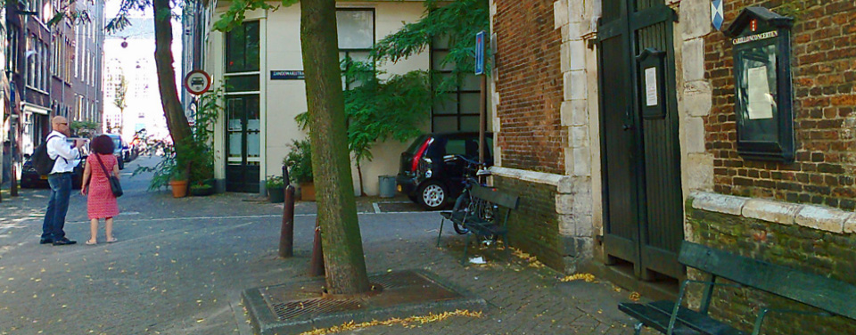 Zandstraat and Zanddwarsstraat with Zuiderkerk in Amsterdam